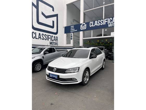 VOLKSWAGEN JETTA 2.0 TSI HIGHLINE 211CV GASOLINA 4P TIPTRONIC VOLKSWAGEN JETTA 2.0 TSI HIGHLINE 211CV GASOLINA 4P TIPTRONIC